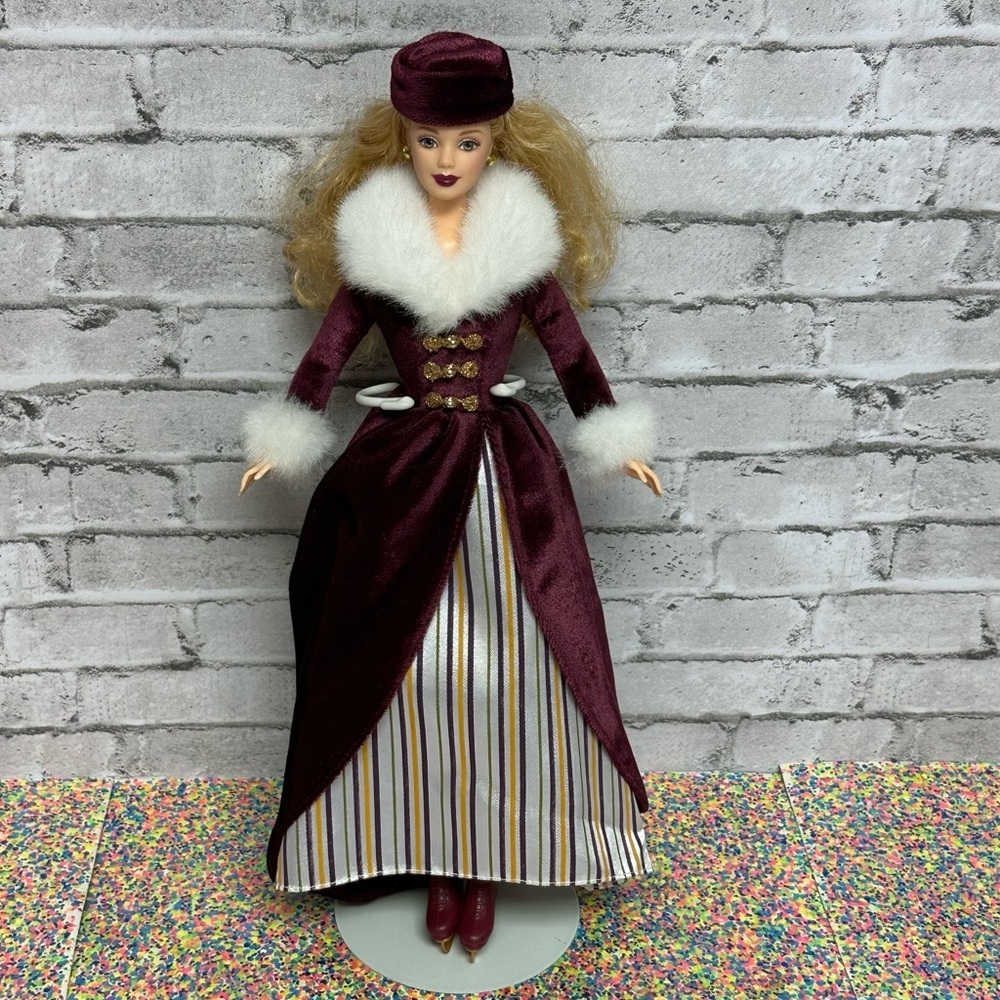 Barbie Victorian Ice Skater Doll Special Edition 2000 Mattel #27431